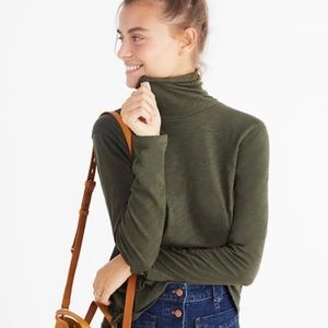 Madewell Whisper Turtle Neck Green 100% Cotton Size M